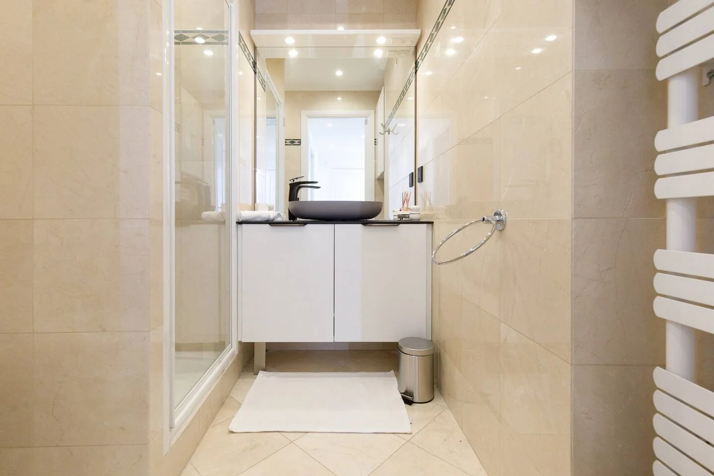 Suite Riviera - Salle de bain 1