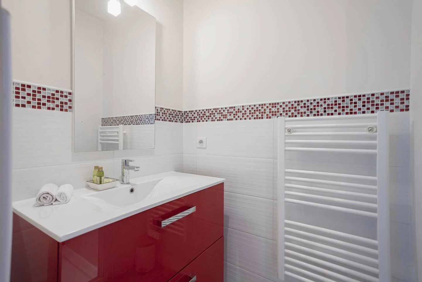 Salle de bain 2 - Romaine de Fayence
