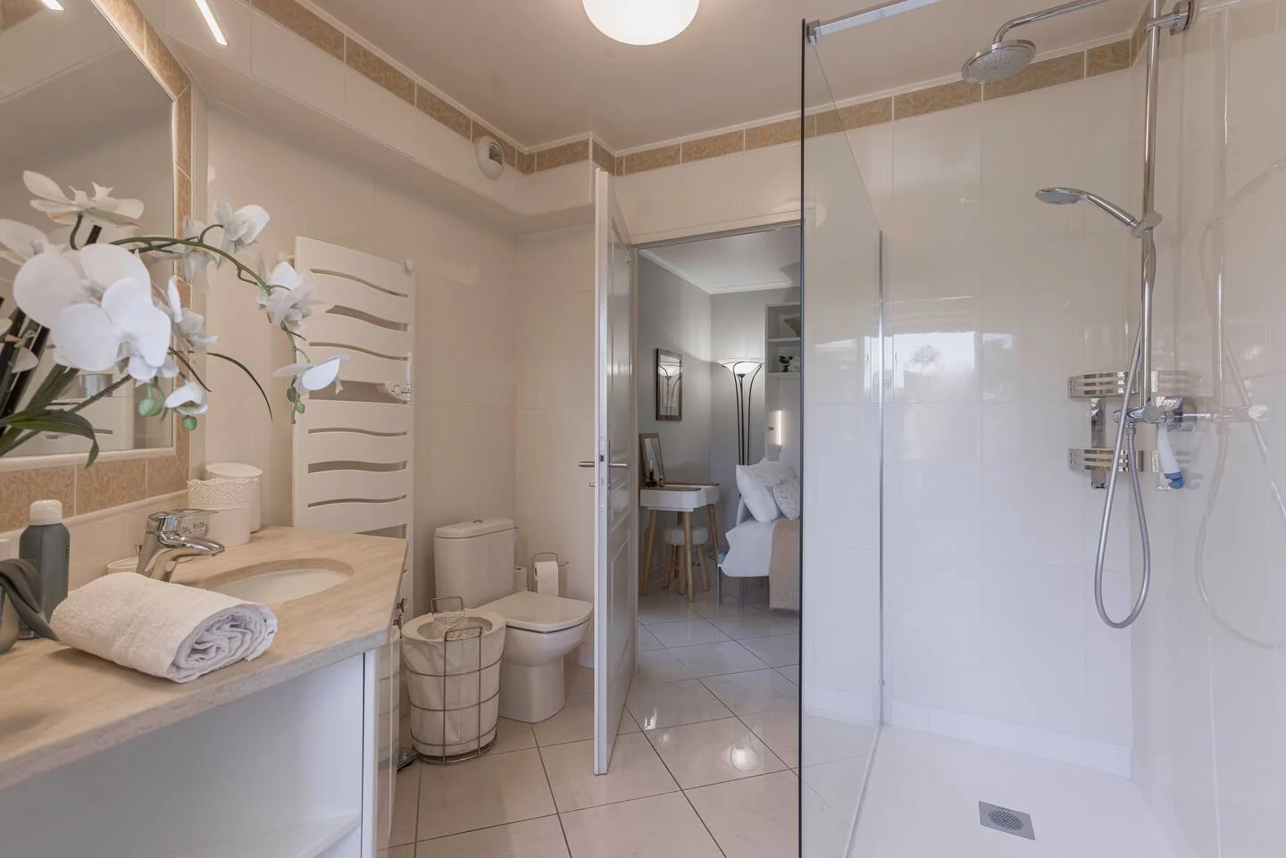 Salle de bain 2 (3) - Bleuet Medicis